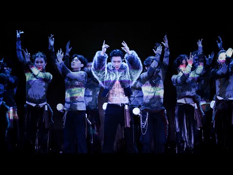 [Official] LAY "开天 KAI TIAN" First stage debut