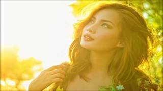 Omnia feat. Christian Burns - All I See Is You (Original Mix) ASOT 784