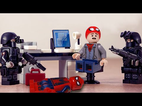 LEGO Spiderman - Trouble With IRON Spider Suit