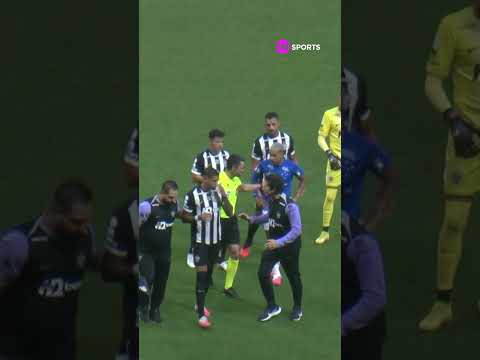 QUEDA MUITO FEIA! RUAN LEVOU ESSA CHEGADA DO KAIO JORGE E SAIU DO JOGO POR CONCUSSÃO #shorts