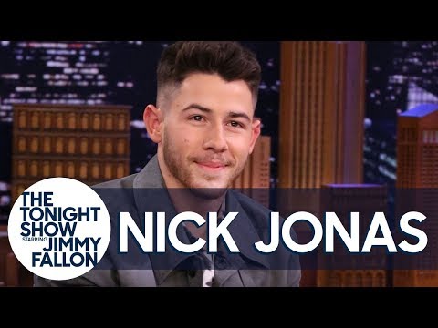 Nick Jonas Gets "Real" About The Voice Judges Kelly Clarkson, Blake Shelton, John Legend