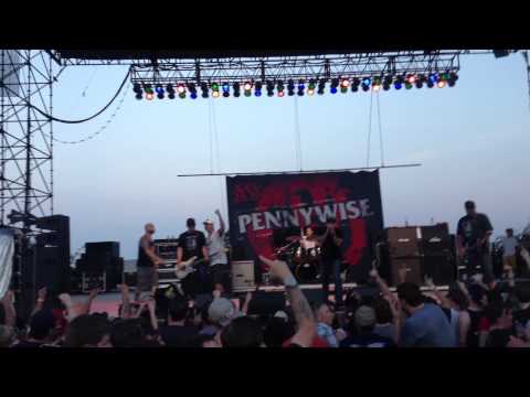 Broheim by Pennywise live at The Backyard 7-28-2013