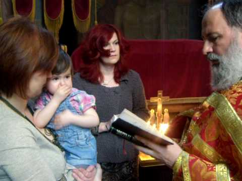 Emma krstenje 002.AVI