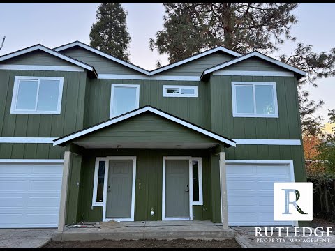 Jacksonville Townhome!  Private End Unit property video