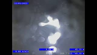 アジリオスにノズル装着して圧送管の調査　φ600　45ｍ挿入