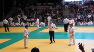 preview picture of video 'Judo 26/05/2013 (Trophée Régional Lormont - 1er Combat -38kg)'