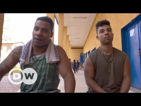 Megaloh - deutscher Rapper in Afrika | DW Deutsch