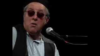 Randle Chowning Founder of the Ozark Mountain Daredevils - Shamey Shamie