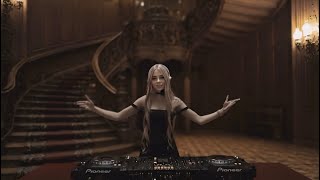 Download lagu Bella Kri - Live 4K / Melodic Techno & Progressive House [2024] mp3