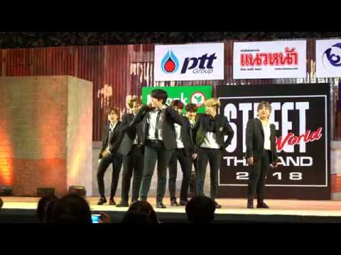 180512 Bang-Earn cover BTS - Danger & MIC DROP @ Street World Thailand 2018