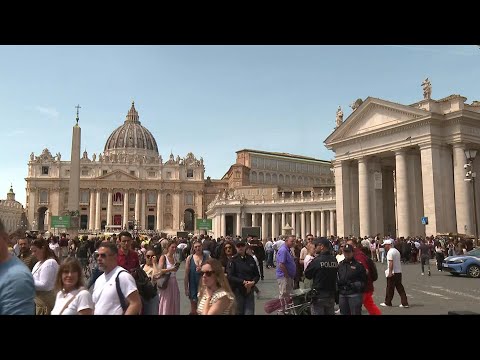 Scene outside Saint Peter's Basilica following death of Pope Francis | AFP