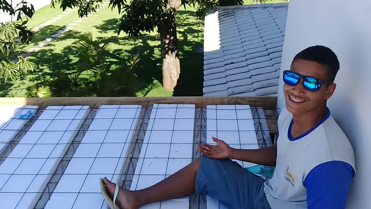 Montagem de laje sobre estrutura metálica