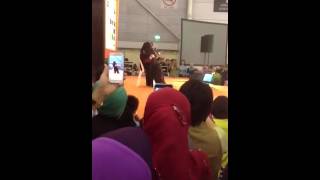 Download lagu Sharifah Aini at Expo Singapore mp3