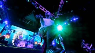 Five Finger Death Punch - Coming Down (Live)