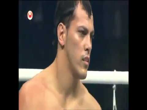 Badr Hari Vs Zabit Samedov K1 FINAL 16 World GP 2009