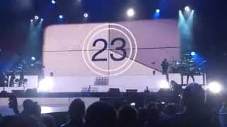 Ariana Grande - Intro and &quot;Bang Bang&quot; (live in London)