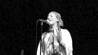 Sara Naeini _ Esharate Nazar