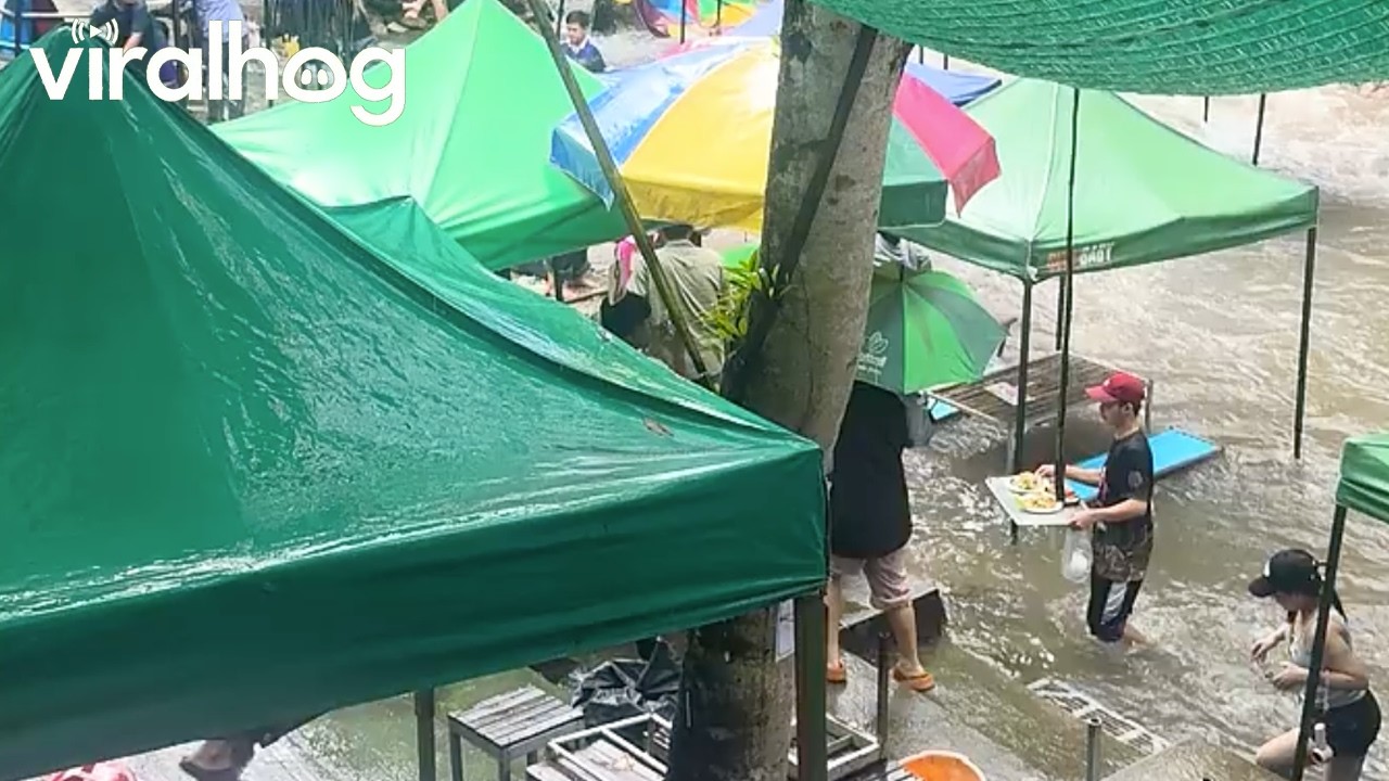 Floodwater Sweeps Through Picnic Area in Thailand || ViralHog