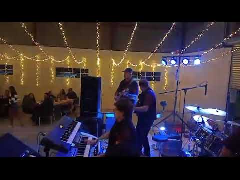 Klipwerf Orkes optrede by Upington. Wat 'n fees! Geniet hom!