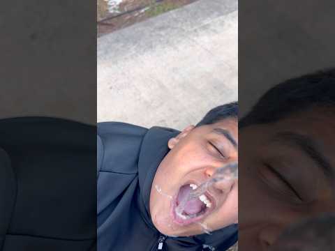 عم يشرب مي #mahdi_الخال