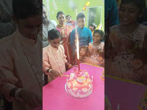 Mombatir aguner sistai dekhchilo Hansika 🥰🥰 #shortsfeed #ytshorts #shorts #viral #cakecutting