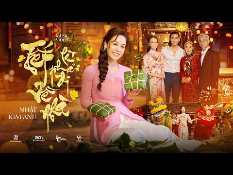 Thể hiện bởi Nhật Kim Anh