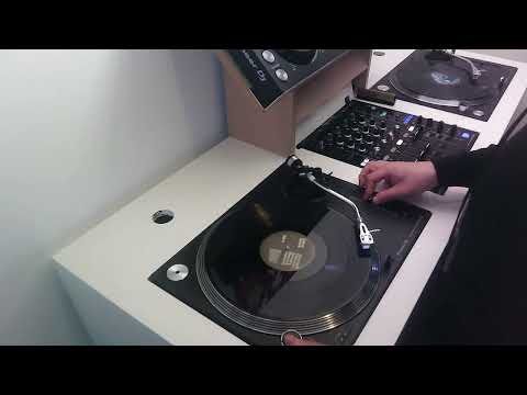 Progressive House classics Vinyl Only set. Early 2000's. Warm and sensual! By Despawn, (82 minutes).