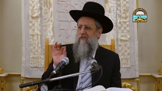 הרב דוד יוסף – מעלת הדלקת נרות שבת בשמן זית דווקא