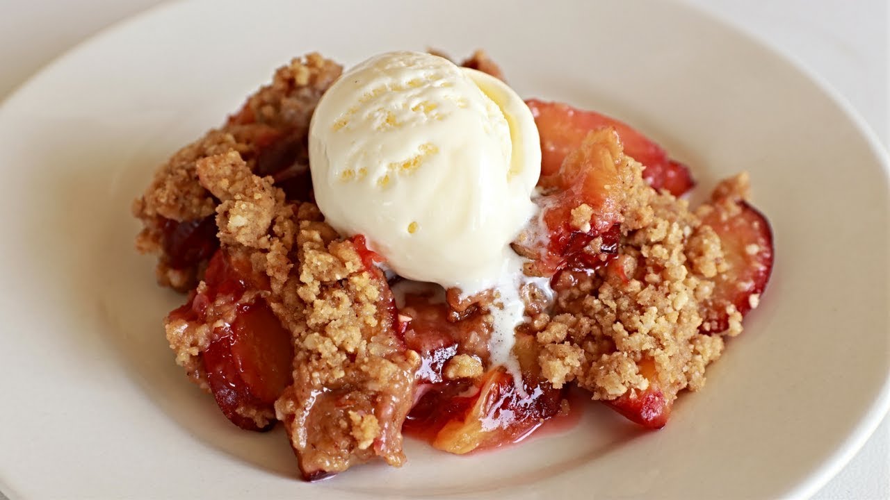 Plum Crumble Recipe The Cooking Foodie