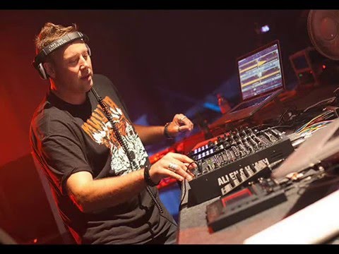 Umek @ Love Parade 2003