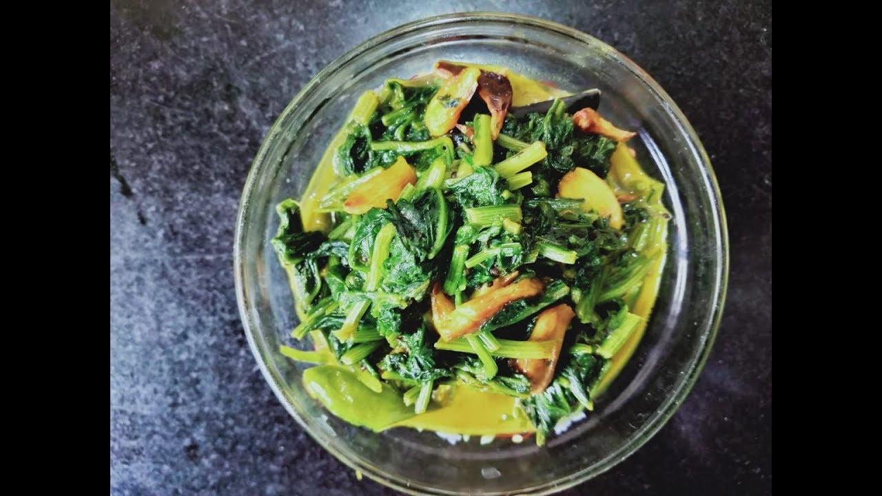 Palak saak with bengali spices | Spinach with Celery Seed