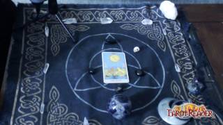 Tarot Card Meanings: The moon