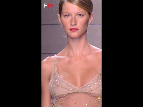 Vintage in Pills VALENTINO Spring 2001 - Fashion Channel #shorts