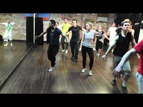 Yoandy Villaurrutia - Salsa & Afro Body Movement 10.04.12