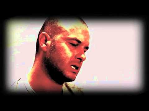 Win bij MNM een VIP-arrangement voor 5 jaar Stan Van Samang