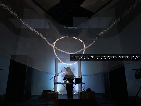 映像メディア学科 Visualized-etude