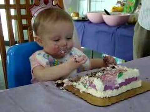 Lyla Loving First B-day Cake