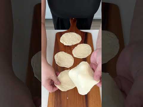 How to Make an Easy Crockpot Chicken And Dumplings