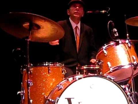 NOKIE EDWARDS and VENTURESMANIA - "OUT OF LIMITS"