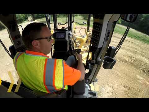 Cat Motor Grader Application Training: Finishing a Pass