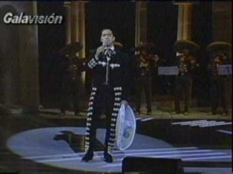 Alejandro Fernandez - Llorando Penas (Siempre en Domingo, 1996)