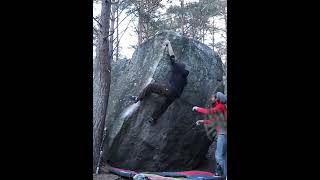 Video thumbnail de OK Corral, 7a. Fontainebleau