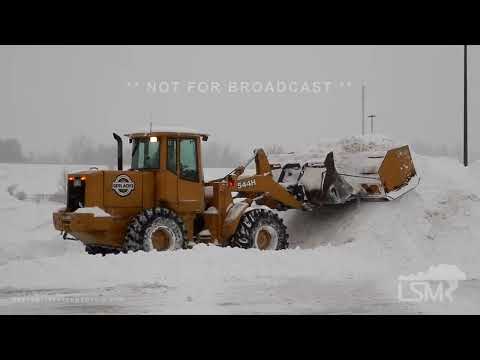 01-17-2022 Edinboro, PA - Heavy Snow Overnight Buries Edinboro and Surrounding Areas In Over 12"+