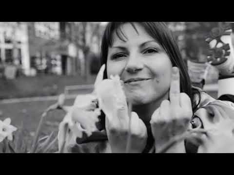 The toten Crackhuren im Kofferraum (The TCHIK) - Which Part Of F*** Off (Alarmsignal Cover)