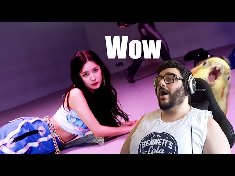 Fanboy with a weak heart reacts to 1MILLION X K/DA - MORE