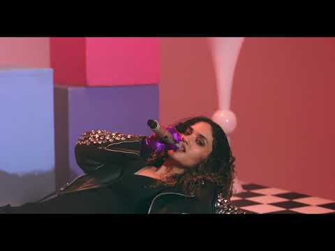 Empress Of – I Don't Even Smoke Weed (Official Video)