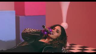 Empress Of – I Don't Even Smoke Weed (Official Video)