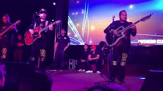 T3R Elemento - De Periódico Un Gallito (En Vivo 2017)