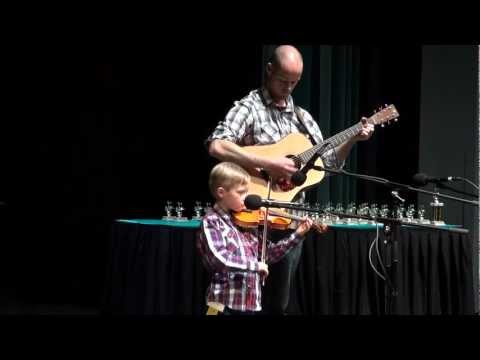 CJ Neary - Pee Wee Division - Oregon State Fiddle Contest 2013