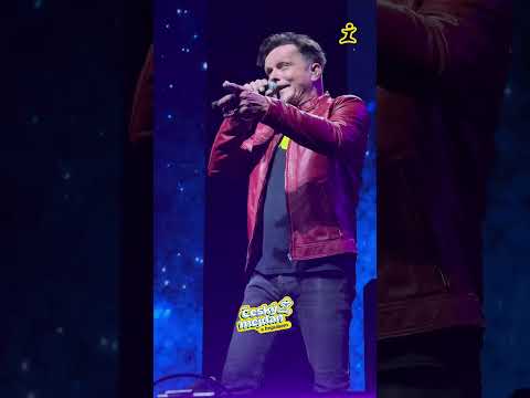 Večer pokračuje a na pódium nastoupili Chinaski! 🔥
